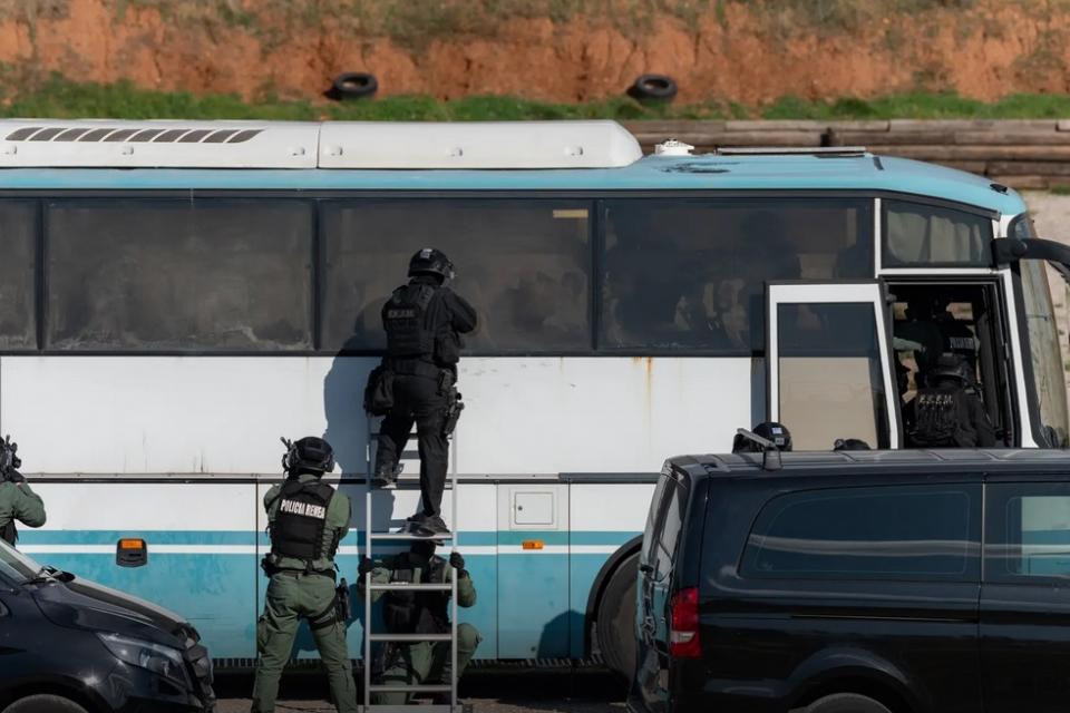 Οκτώ αστυνομικοί της RENEA εκπαιδεύτηκαν από την ΕΚΑΜ 2 22528277 1334770386631413 6111877563489639177 n 3 0 0