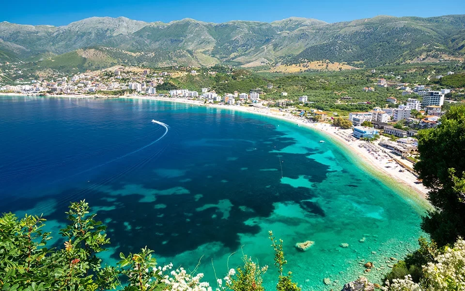 Άποψη της παράλιας γραμμής της Χιμάρας