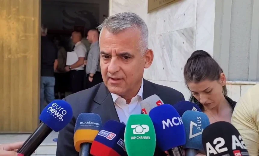 Ντούλες: «Ο Μπελέρης συνεχίζει να παραμένει πολιτικός κρατούμενος, προσωπικά του κ. Ράμα» 1 Dule.webp