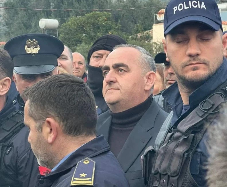 Beleris 267ca71d6a3cb363c4eb4f7b9f4ba1bd