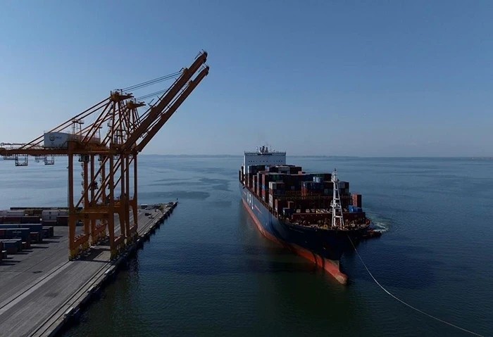 Νέο ρεκόρ για το λιμάνι Θεσσαλονίκης: Φιλοξενεί το μεγαλύτερο πλοίο μεταφοράς εμπορευματοκιβωτίων! 2 apl detroit olth limani thessalonikis ploio grtimes eidiseis 20240414 190250 1 078e6f901dc2be67ba128598775c9b7d