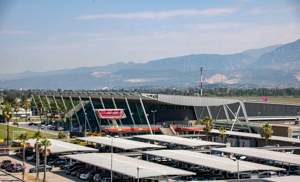 tirana-airport-birds-eye.webp