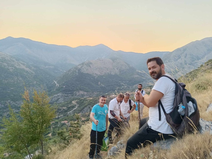 3fdec259 a44c 4330 9fc5 cc6ae189db63