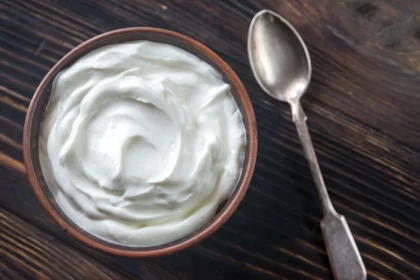 greek-yoghurt-in-bowl.webp