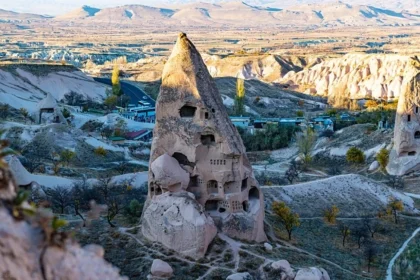cappadocia-underground-church-credit-Rab-cc2-1-1392x927.webp