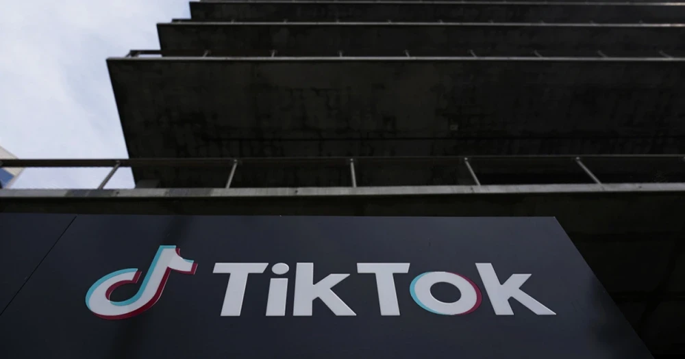 f_-tiktok-ostaggio-figli-social-albania-1i2om.webp
