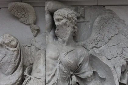 uranus-ouranus-greek-mythology-pergamon-altar-wikimedia-commons-cc-by-sa-4-1.webp