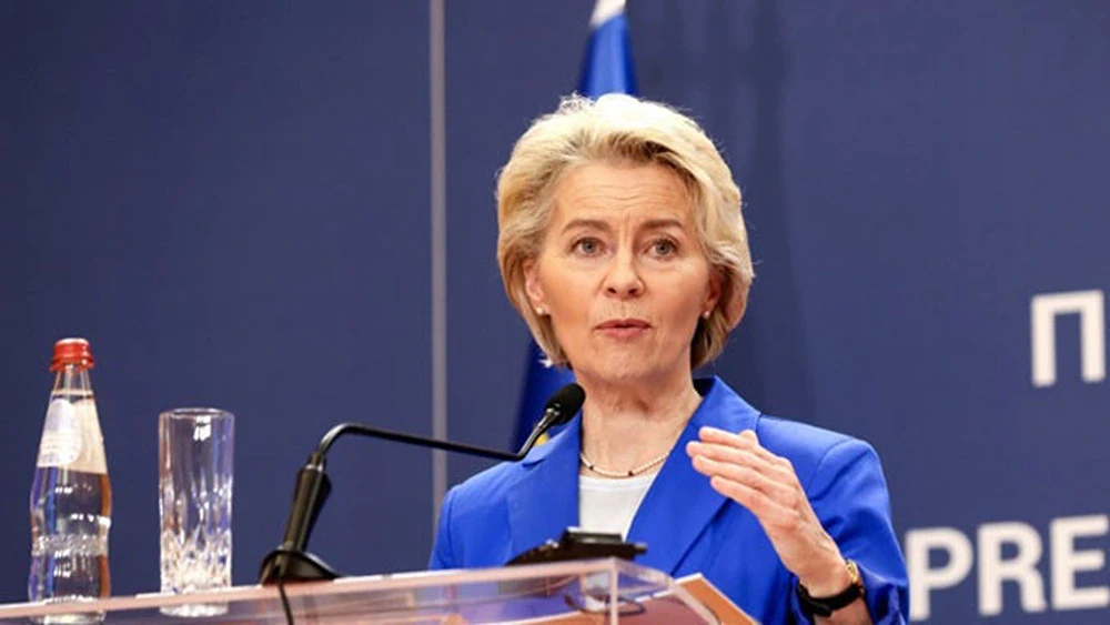 677z381_677z381_677z381_1-Ursula-von-der-Leyen.webp