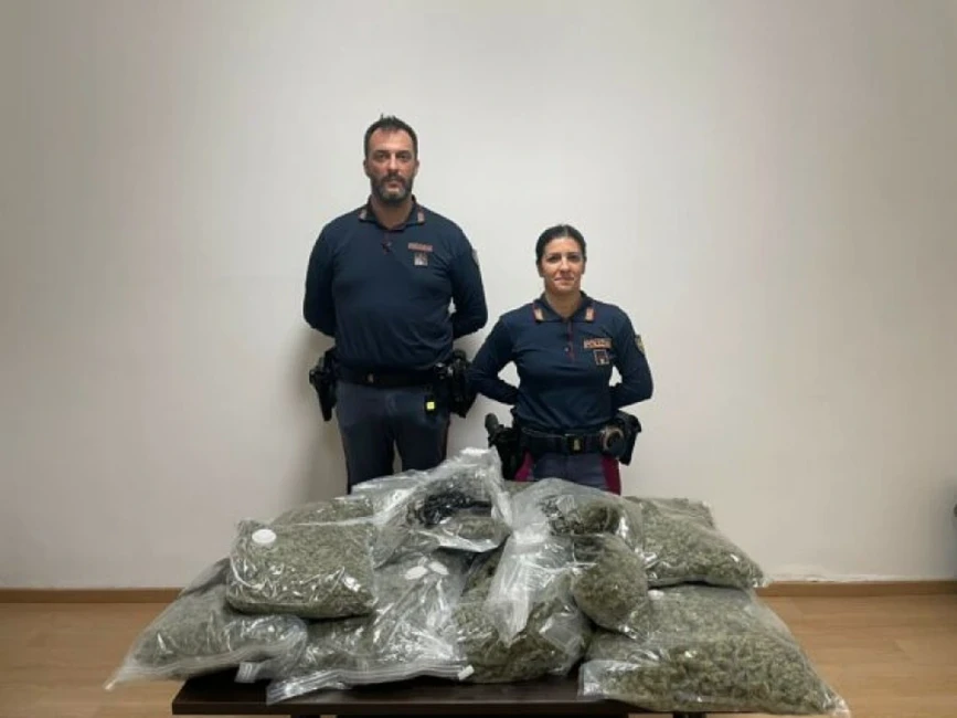 auto_Comunicato_Stampa_Polizia_Stradale_24_ottobre_2024__FOTO-600x450-11745143944.webp
