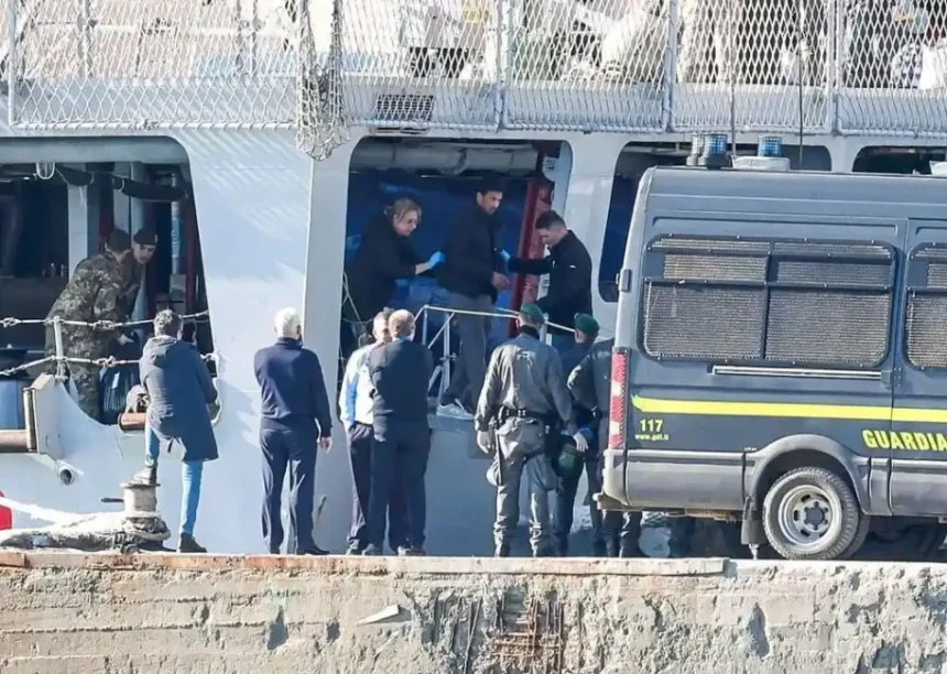 Der Standard: Κέντρα στην Αλβανία: Η Μελόνι δοκιμάζει ξανά – αυτή τη φορά με εγκληματίες 1 metanastes-apo-italia.webp