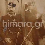 Ο οπλαρχηγός Σπυρίδων Σπυρομίλιος ως Μακεδονομάχος του Σώματος Ακρίτα στο κατάστρωμα του ατμοπλοίου Κεφαλληνία - 1905