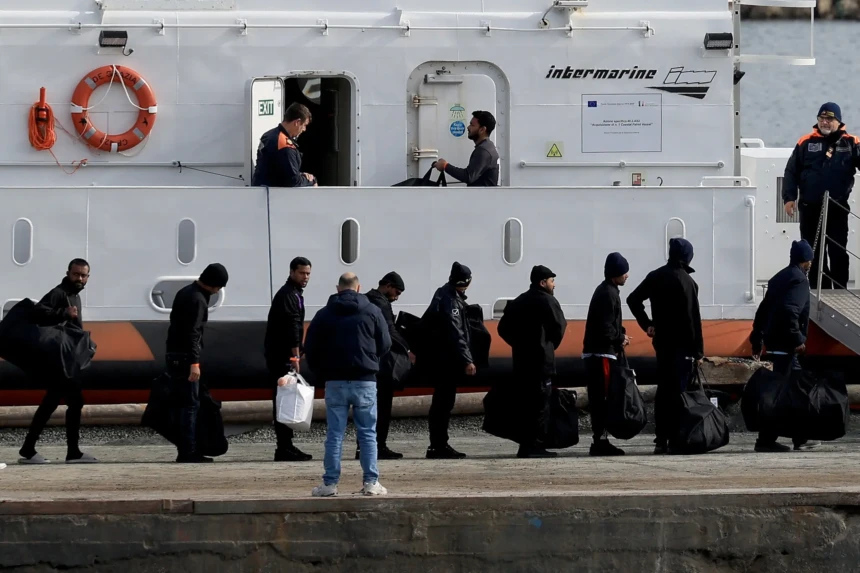 Κέντρα μεταναστών