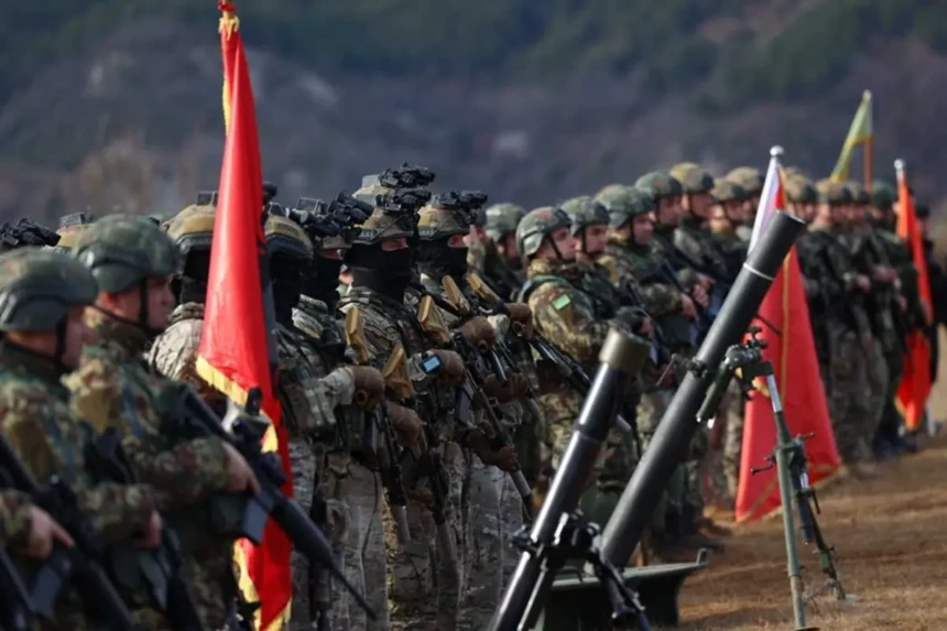 Η μετατροπή της Αλβανίας σε εργοστάσιο του ΝΑΤΟ 1 Αλβανία στρατός (2)