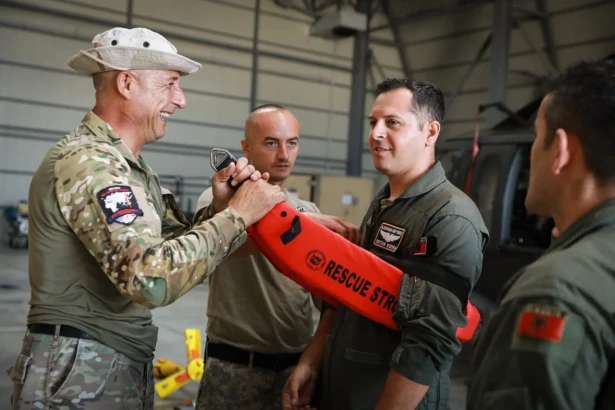 Αλβανία στρατός (3)