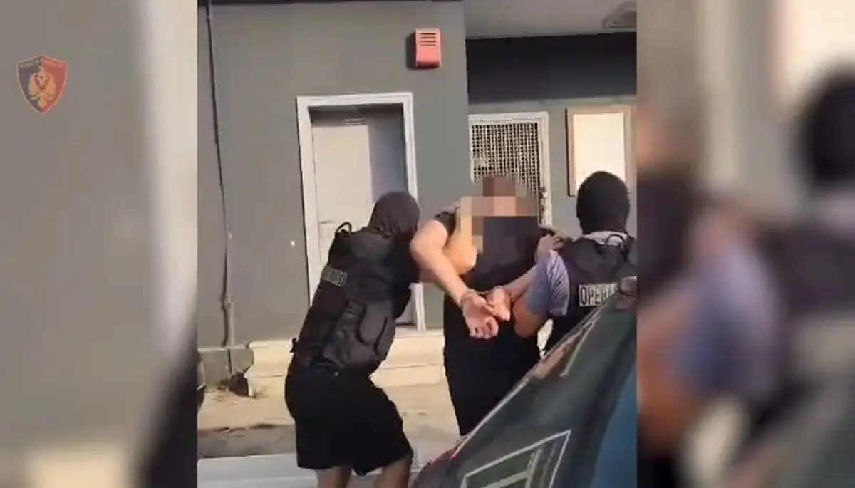 Αστυνομία (2)