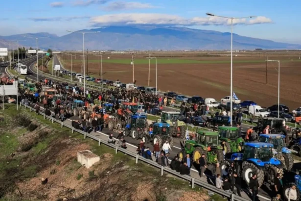 Μπλόκο αγροτών στο Καλπάκι