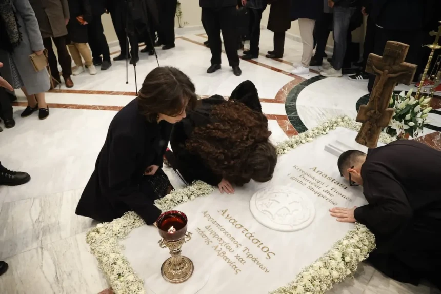 mnimosino anastasios 3