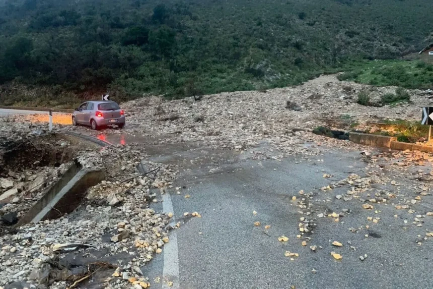 Landslides in Agios Vasilis Himaras block the main road 1 agios vasilis plimira