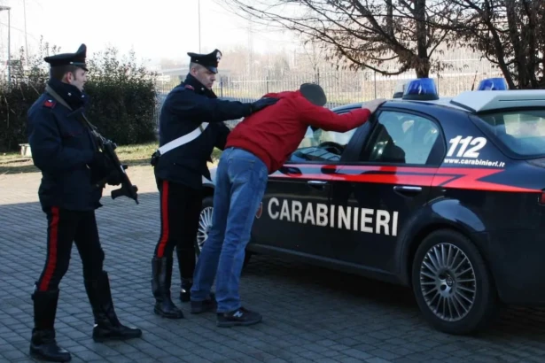 carabinieri arrest italia
