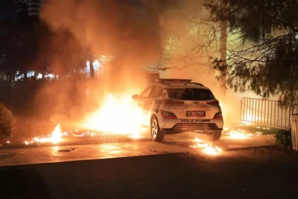 diadilosi tirana peripoliko flegete