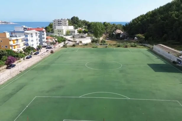 stadio himara 2