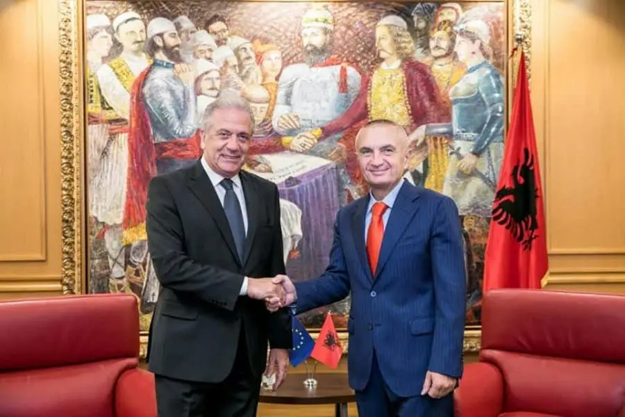 avramopoulos meta